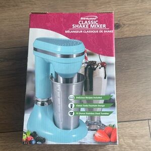 Brentwood Classic Shake Mixer in Blue